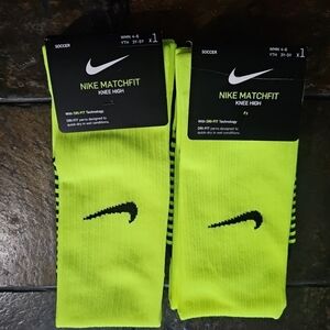 2 Nike MatchFit Soccer Knee-High Socks  CV1956 Fluorescent Green SM Women/Men